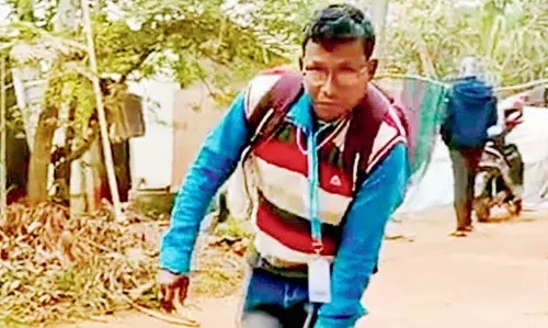 SIR बाधाओं के बावजूद काम समय पर पूरा हो गया, BLO शक्तिपदर ने कहा SIR बाधाओं के बावजूद काम समय पर पूरा हो गया, BLO शक्तिपदर ने कहा
