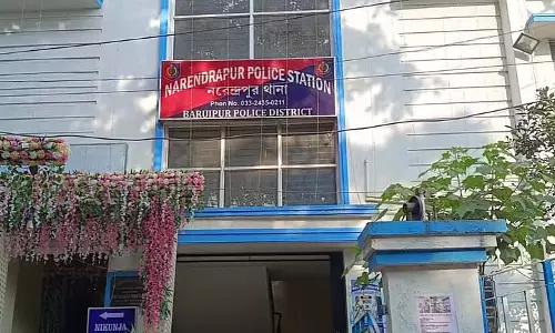 Narendrapur थाना क्षेत्र में दो अलग-अलग सड़क हादसों में 3 लोगों की मौत।