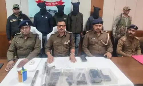 बड़ी वारदात की तैयारी कर रहे चार अपराधी हथियारों के साथ गिरफ्तार