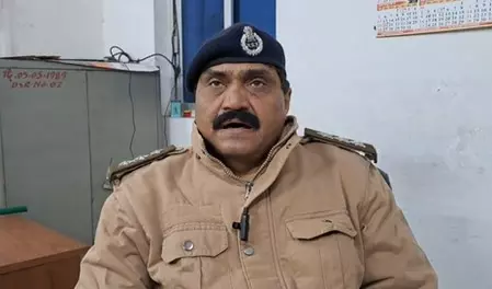 तीन नाबालिग स्कूली छात्राएं लापता, तलाश में जुटी पुलिस तीन नाबालिग स्कूली छात्राएं लापता, तलाश में जुटी पुलिस