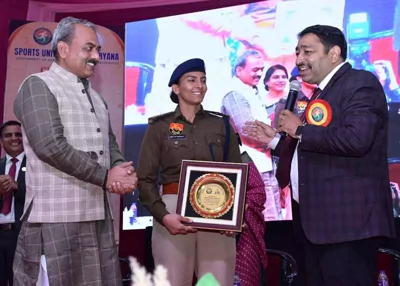 सोनीपत में राज्य खेल विश्वविद्यालय में भारतीय खेल पर राष्ट्रीय बैठक संपन्न सोनीपत में राज्य खेल विश्वविद्यालय में भारतीय खेल पर राष्ट्रीय बैठक संपन्न