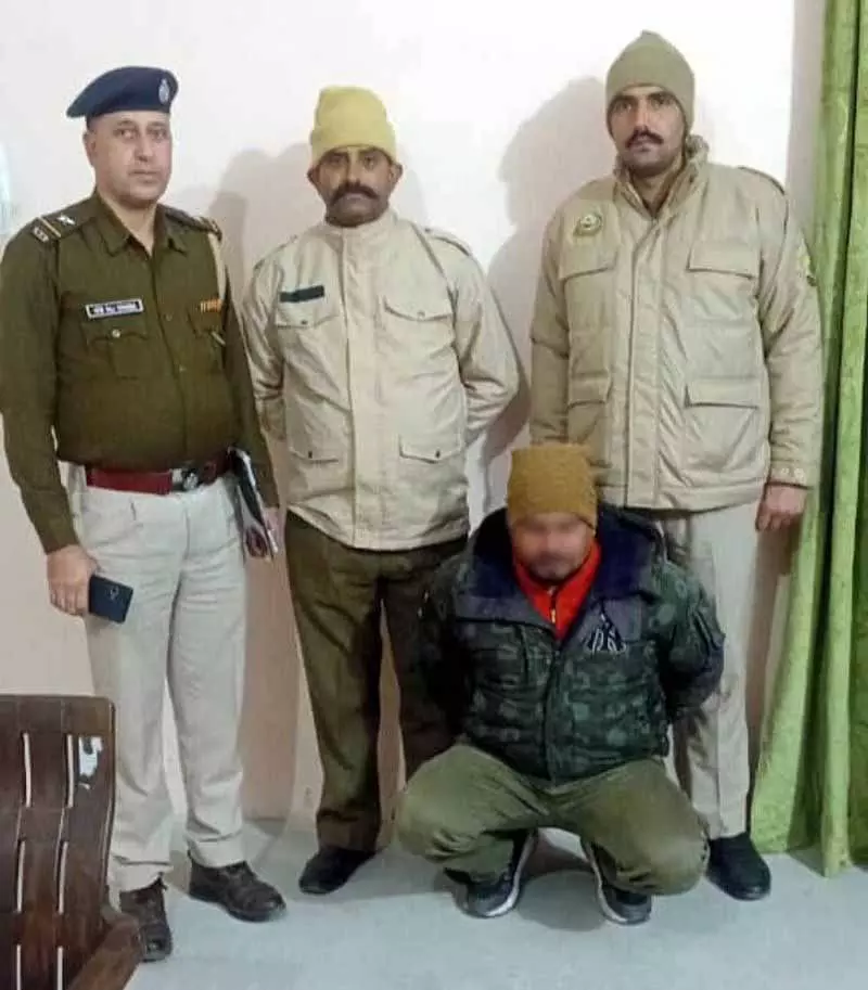 Himachal: 62.66 ग्राम चिट्टा, 50 हज़ार रुपये ड्रग मनी ज़ब्त Himachal: 62.66 ग्राम चिट्टा, 50 हज़ार रुपये ड्रग मनी ज़ब्त