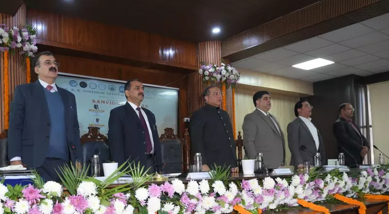NLU ने संविधान दिवस पर समापन, एमओयू-हस्ताक्षर समारोह आयोजित किया NLU ने संविधान दिवस पर समापन, एमओयू-हस्ताक्षर समारोह आयोजित किया