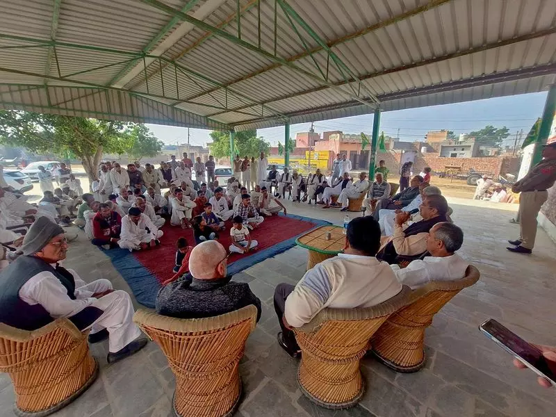 JJP के 8वें स्थापना दिवस कार्यक्रम के लिए जुलाना में विशाल पंडाल लगाया गया JJP के 8वें स्थापना दिवस कार्यक्रम के लिए जुलाना में विशाल पंडाल लगाया गया