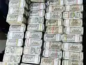दुर्ग में 14 लाख की लूट, शहर में पुलिस ने की नाकेबंदी दुर्ग में 14 लाख की लूट, शहर में पुलिस ने की नाकेबंदी