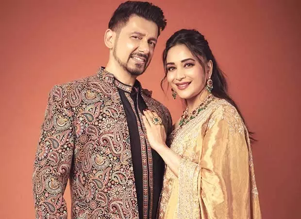 Madhuri Dixit ने अमेरिका में एक दशक बिताने के बाद भारत लौटने के बारे में बात की। Madhuri Dixit ने अमेरिका में एक दशक बिताने के बाद भारत लौटने के बारे में बात की।