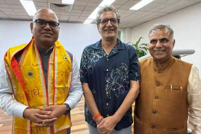 Naresh Sharma के पहाड़ी बांसुरी वादन ने मेलबर्न के दर्शकों को मंत्रमुग्ध कर दिया Naresh Sharma के पहाड़ी बांसुरी वादन ने मेलबर्न के दर्शकों को मंत्रमुग्ध कर दिया