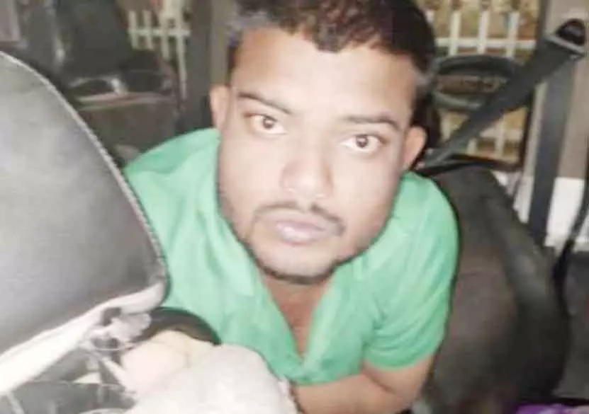 बिलासपुर में स्कॉर्पियो का कहर, ठोकर से कई वाहन क्षतिग्रस्त बिलासपुर में स्कॉर्पियो का कहर, ठोकर से कई वाहन क्षतिग्रस्त