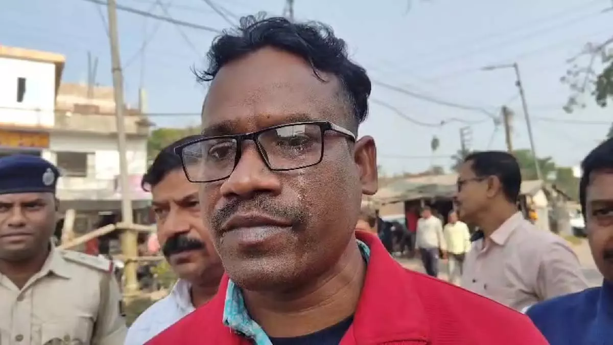10 साल बाद Sudama मिले, ओडिशा में परिवार से दोबारा भेट। 10 साल बाद Sudama मिले, ओडिशा में परिवार से दोबारा भेट।