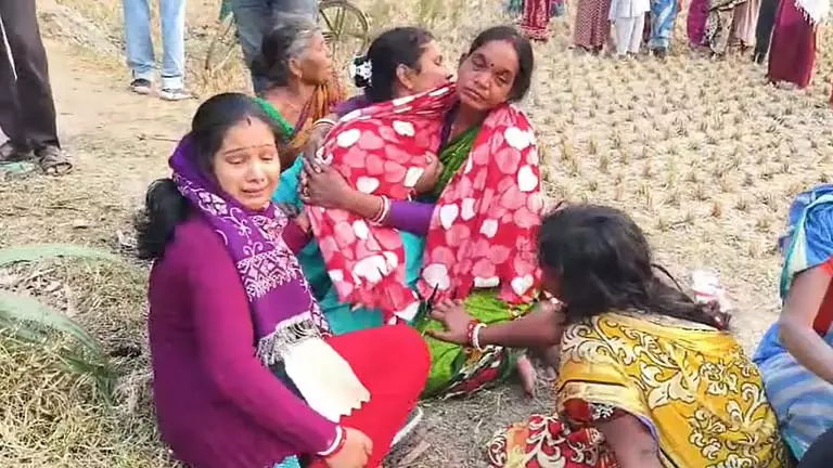 Bankura में कार्टून देखते समय लड़के की अचानक मौत, दुखद घटना। Bankura में कार्टून देखते समय लड़के की अचानक मौत, दुखद घटना।