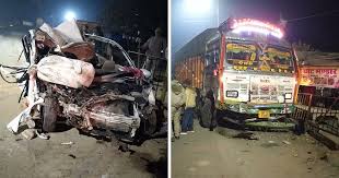Sohna Road पर अवैध रूप से खड़े ट्रक से ऑटो-रिक्शा टकराने से दो लोगों की मौत हो गई