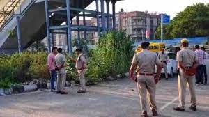 IFFCO Chowk Metro स्टेशन के पास एक महिला का शव दफ़न मिला; पुलिस को हत्या का शक