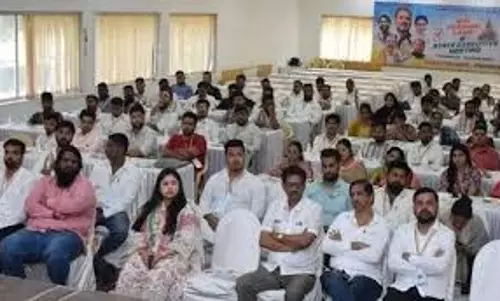 Mumbai: यूथ कांग्रेस ने चुनावी तैयारियों के लिए शिविर शुरू किया