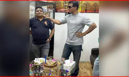 970 करोड़ ठगे…ऐसे जीता भरोसा, फेमस एक्टर से लेकर द ग्रेट खली तक हुए इस्तेमाल 970 करोड़ ठगे…ऐसे जीता भरोसा, फेमस एक्टर से लेकर द ग्रेट खली तक हुए इस्तेमाल