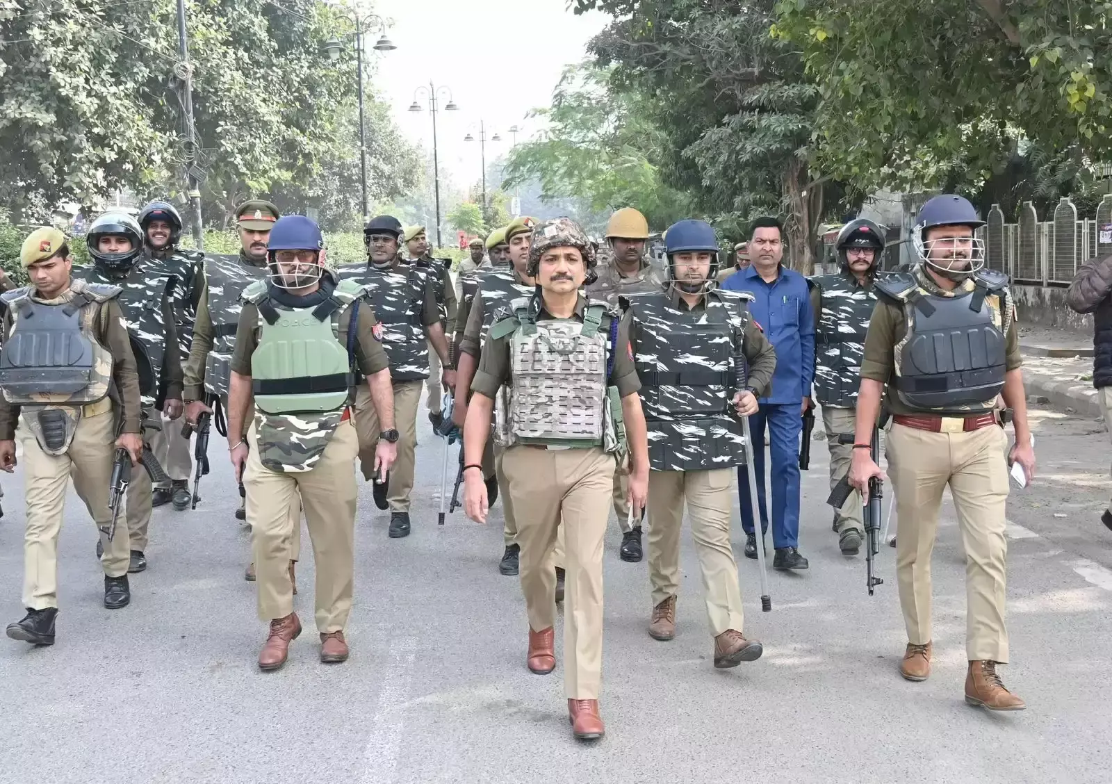 Varanasi: बिना अनुमति रैली या जुलूस पर पुलिस सख्त, कानूनी कदम तय