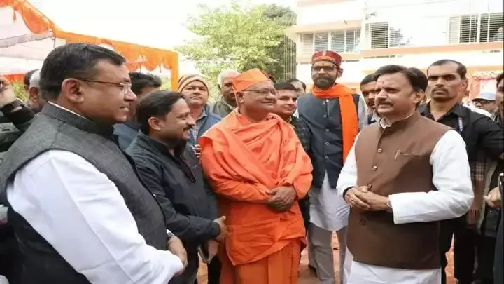 Rewa: उप मुख्यमंत्री शुक्ल ने रामकृष्ण मिशन की सराहना की Rewa: उप मुख्यमंत्री शुक्ल ने रामकृष्ण मिशन की सराहना की