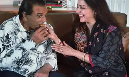आज भी जिंदगी के बिखरे टुकड़ों को समेट रही हूं, धर्मेंद्र को याद कर इमोशनल हुईं हेमा मालिनी