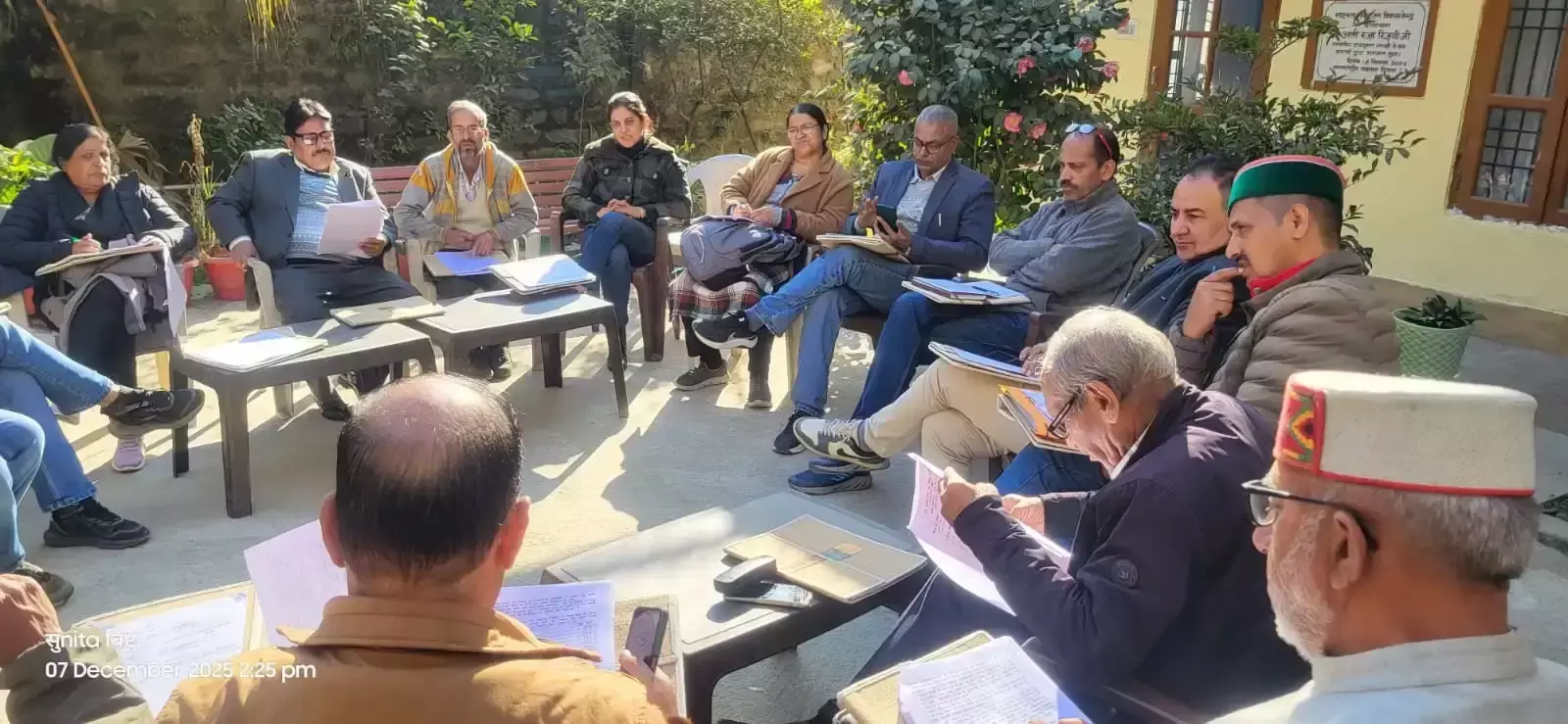 Mandi: साक्षरता कार्यकर्ता निभाएं बढ़चढ़कर सामाजिक भूमिका: हेमंतराज वैद्य Mandi: साक्षरता कार्यकर्ता निभाएं बढ़चढ़कर सामाजिक भूमिका: हेमंतराज वैद्य