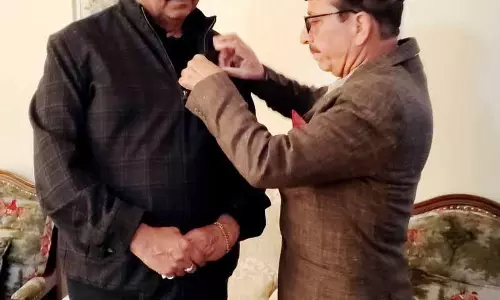 Himachal के डिप्टी सीएम मुकेश अग्निहोत्री ने झंडा दिवस पर सशस्त्र बलों को श्रद्धांजलि दी Himachal के डिप्टी सीएम मुकेश अग्निहोत्री ने झंडा दिवस पर सशस्त्र बलों को श्रद्धांजलि दी