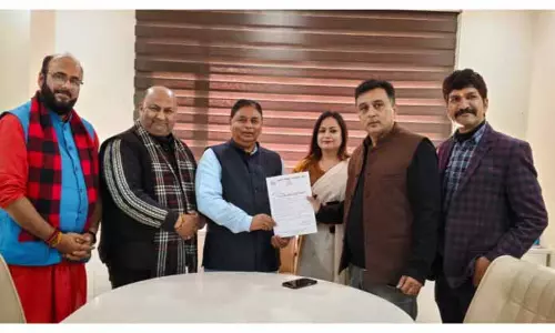 BTSM प्रतिनिधियों ने सत शर्मा को ज्ञापन सौंपा