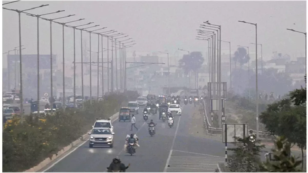 Patna: ठंड के कारण बिहार में अलर्ट जारी, पारा 5 डिग्री तक गिरने का अनुमान