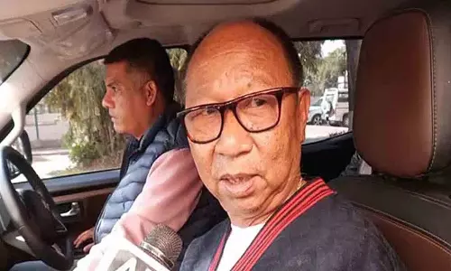 Manipur में मेइतेई बीजेपी विधायक ने चुप्पी तोड़ी, कुकी गांवों का दौरा किया