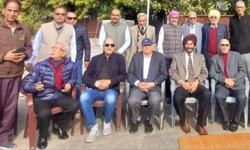 JAMMU: पूर्व पुलिसकर्मियों की लीग ने मासिक बैठक में कल्याण संबंधी मुद्दों पर चर्चा की
