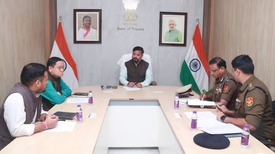 Tripura : नौटियाल के परफॉर्मेंस से पहले यूनिटी प्रोमो फेस्ट  2025 की आखिरी तैयारियों का जायजा लिया