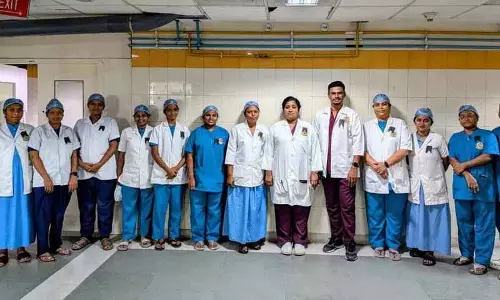 NIMS की नर्सों ने काम पर काले बैज पहनकर विरोध प्रदर्शन किया