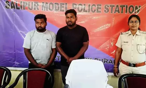 Cuttack में बैंक के सामने कैश चोरी: 2 गिरफ्तार, 3 लाख रुपये बरामद
