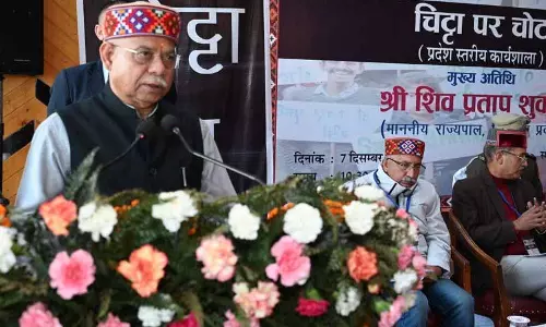Himachal Governor ने ड्रग्स के खतरे को हराने के लिए सामूहिक, समन्वित लड़ाई का आह्वान किया Himachal Governor ने ड्रग्स के खतरे को हराने के लिए सामूहिक, समन्वित लड़ाई का आह्वान किया