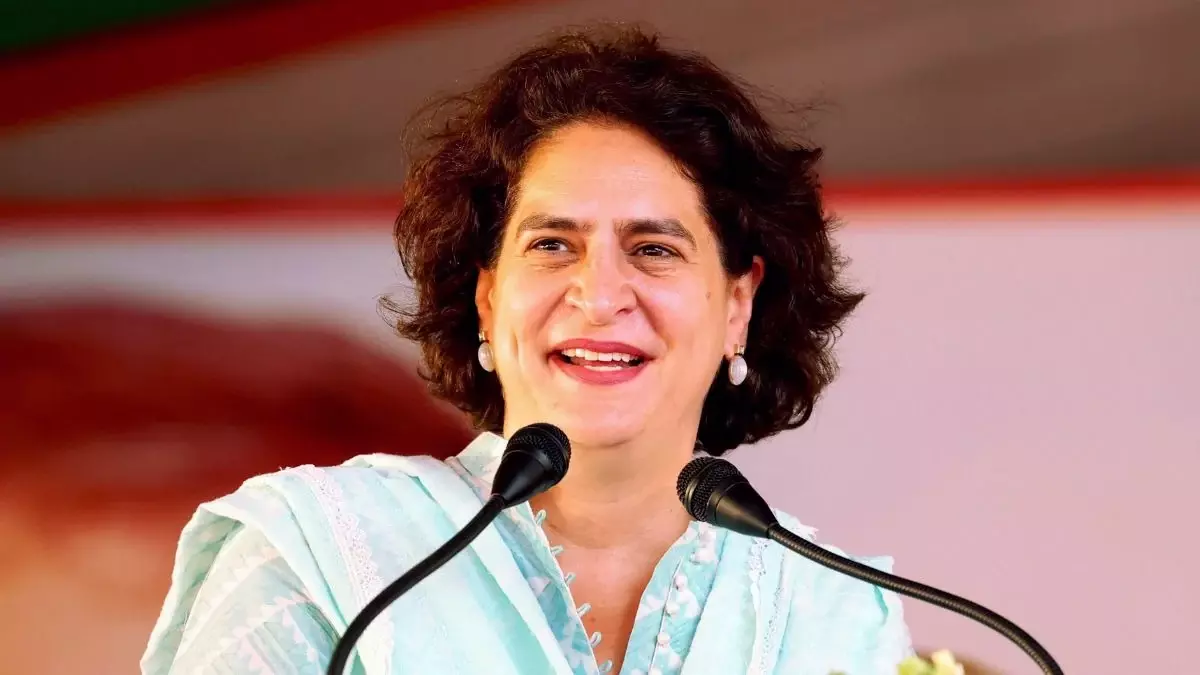 Priyanka Gandhi गंभीर, वंदे मातरम पर चल रही बहस पर उठाया सवाल