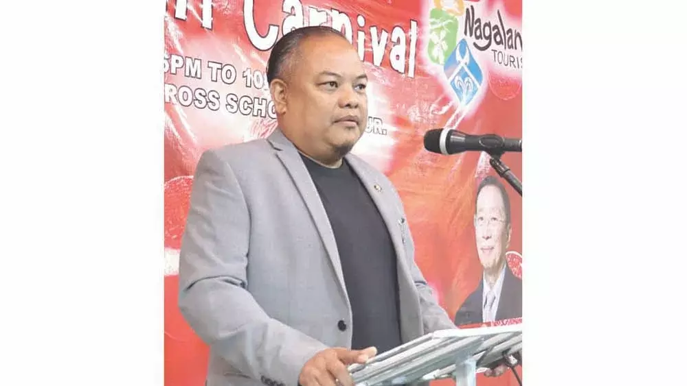 Nagaland : तोविहोटो ने नाइट कार्निवल में एकता और उत्सव की भावना पर ज़ोर दिया Nagaland : तोविहोटो ने नाइट कार्निवल में एकता और उत्सव की भावना पर ज़ोर दिया