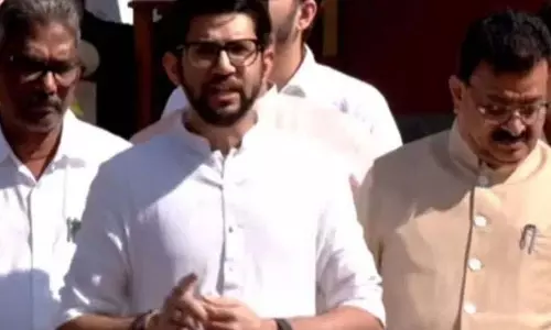 आदित्य ठाकरे का दावा, 22 MLA मुख्यमंत्री के कंट्रोल में