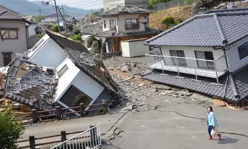 Earthquake: जापान में 7.6 तीव्रता भूकंप, 10 फीट सुनामी अलर्ट
