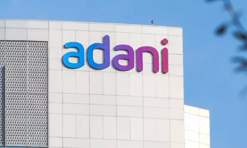 मूडीज ने Adani ग्रुप की कई कंपनियों की रेटिंग बढ़ाकर ‘स्टेबल’ आउटलुक किया मूडीज ने Adani ग्रुप की कई कंपनियों की रेटिंग बढ़ाकर ‘स्टेबल’ आउटलुक किया