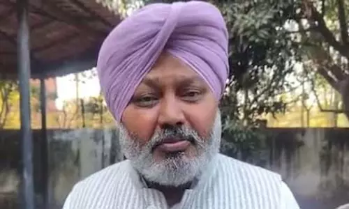 वित्त मंत्री ने नवजोत कौर सिद्धू के भ्रष्टाचार के आरोपों पर कांग्रेस और भाजपा से किए सवाल