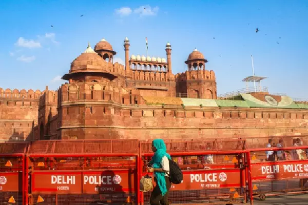 लाल किले में आज से यूनेस्को की अमूर्त सांस्कृतिक विरासत बैठक की शुरुआत लाल किले में आज से यूनेस्को की अमूर्त सांस्कृतिक विरासत बैठक की शुरुआत