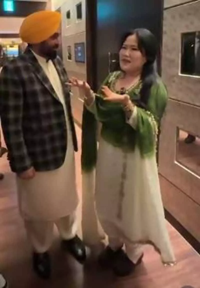 कोरियाई पंजाबन ने भगवंत मान को अवाक कर दिया, Punjab CM बोले हमारी पहचान कोरियाई पंजाबन ने भगवंत मान को अवाक कर दिया, Punjab CM बोले हमारी पहचान