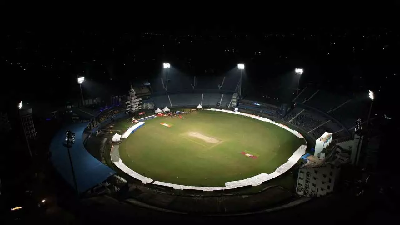 9 दिसंबर को भारत-साउथ अफ्रीका मैच से पहले कटक के बाराबती स्टेडियम के T20 स्टैट्स जानें 9 दिसंबर को भारत-साउथ अफ्रीका मैच से पहले कटक के बाराबती स्टेडियम के T20 स्टैट्स जानें
