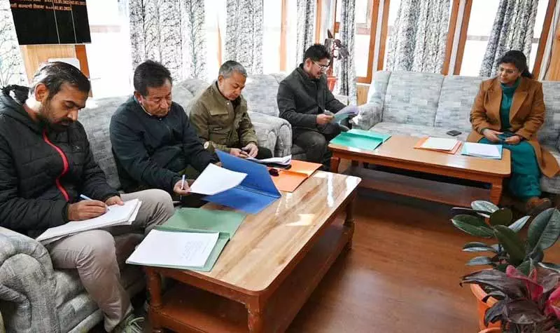 Himachal: कड़ाके की ठंड के बीच, लाहौल टीकाकरण दिवस की तैयारी कर रहा Himachal: कड़ाके की ठंड के बीच, लाहौल टीकाकरण दिवस की तैयारी कर रहा