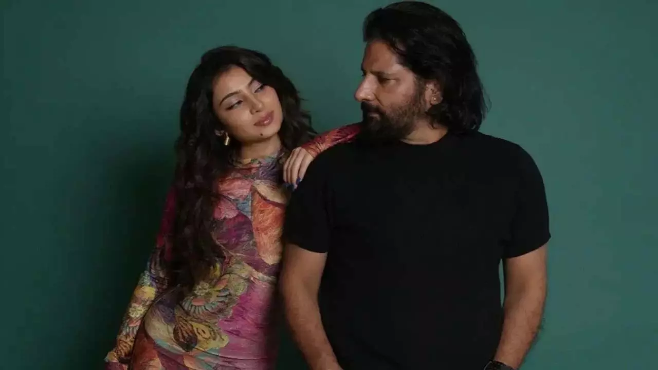 Dhurandhar अभिनेत्री सारा अर्जुन के पिता राज अर्जुन ने एक नोट लिखा Dhurandhar अभिनेत्री सारा अर्जुन के पिता राज अर्जुन ने एक नोट लिखा