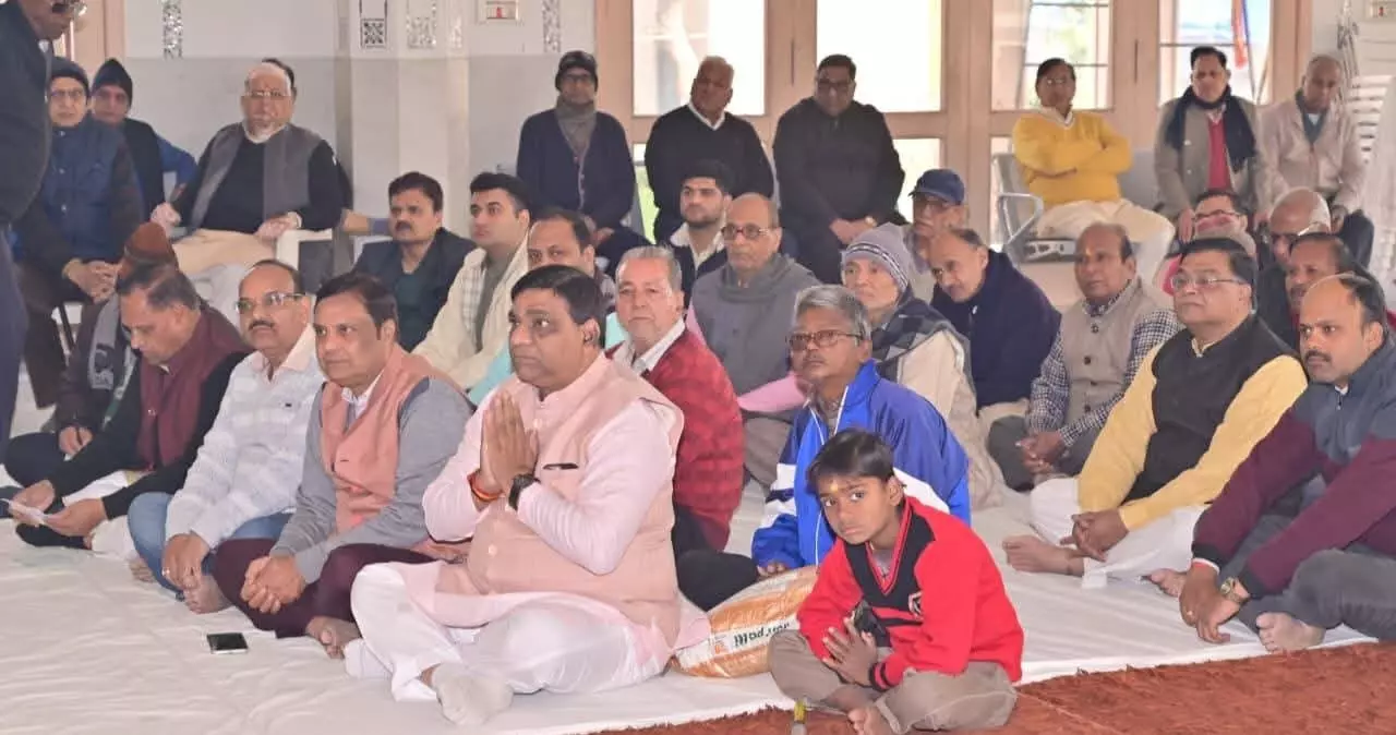 Bareilly: असंगानंद के निधन पर श्रद्धांजलि सभा आयोजित Bareilly: असंगानंद के निधन पर श्रद्धांजलि सभा आयोजित