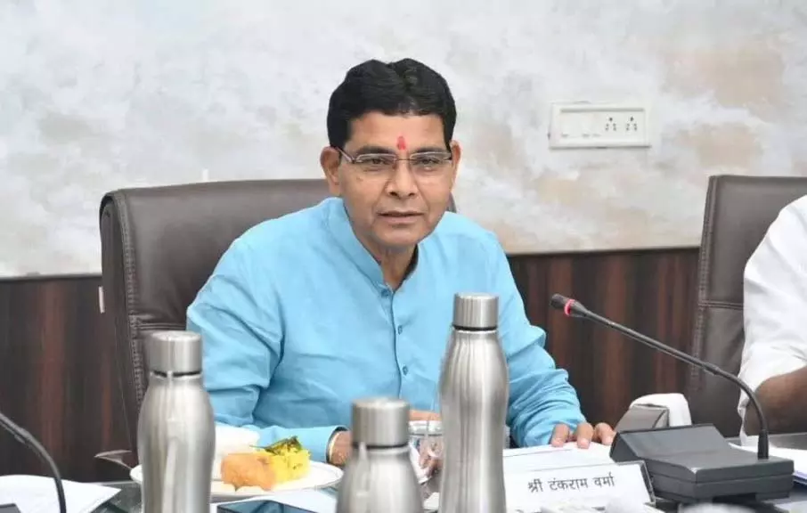 छत्तीसगढ़ विधानसभा का शीतकालीन सत्र 14 दिसंबर से, उपलब्धियों पर भी बोले मंत्री टंकराम वर्मा छत्तीसगढ़ विधानसभा का शीतकालीन सत्र 14 दिसंबर से, उपलब्धियों पर भी बोले मंत्री टंकराम वर्मा