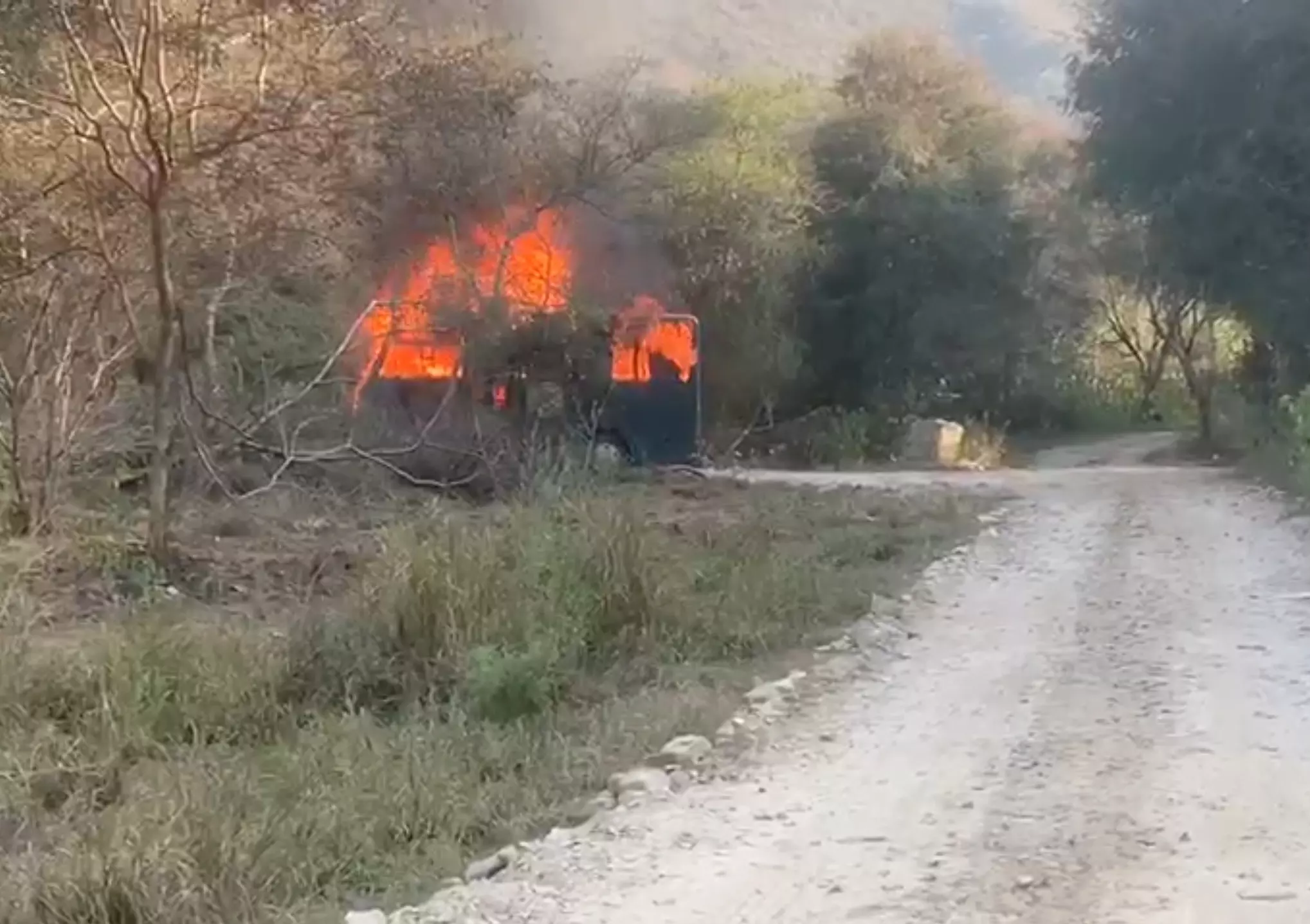 Jaipur: नाहरगढ़ बायोलॉजिकल पार्क में आग की सूचना, नुकसान टला Jaipur: नाहरगढ़ बायोलॉजिकल पार्क में आग की सूचना, नुकसान टला