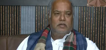 हम खामियों पर चर्चा कर उसे सुधारते हैं: मंत्री श्रवण कुमार हम खामियों पर चर्चा कर उसे सुधारते हैं: मंत्री श्रवण कुमार
