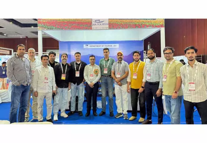 J&K टूरिज्म ने IITM हैदराबाद में इको-टूरिज्म हॉटस्पॉट अवॉर्ड जीता J&K टूरिज्म ने IITM हैदराबाद में इको-टूरिज्म हॉटस्पॉट अवॉर्ड जीता