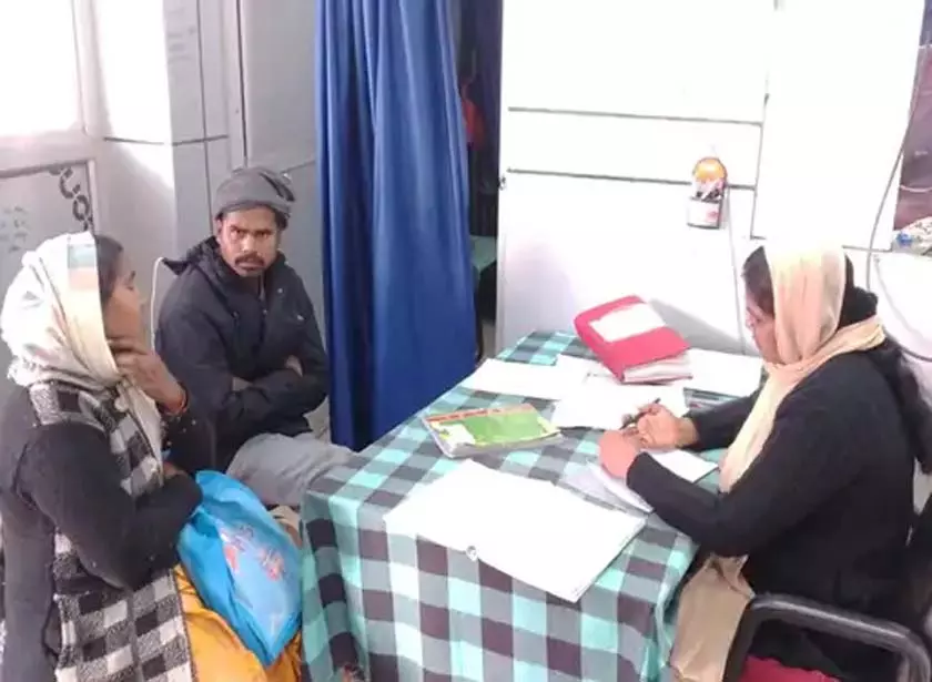 प्रसूता की मौत, एक दिन में दो ऑपरेशन, लापरवाही के आरोपों से मचा हड़कंप प्रसूता की मौत, एक दिन में दो ऑपरेशन, लापरवाही के आरोपों से मचा हड़कंप