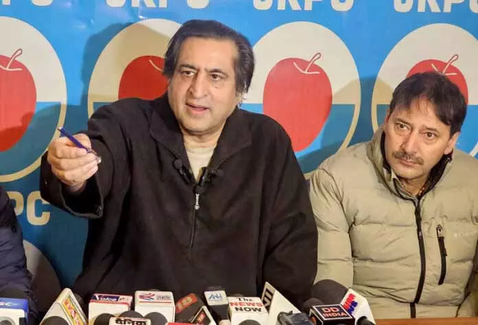 लोन ने JKAS फ़ाइल पर सवाल के जवाब में CM की देरी पर सवाल उठाया लोन ने JKAS फ़ाइल पर सवाल के जवाब में CM की देरी पर सवाल उठाया