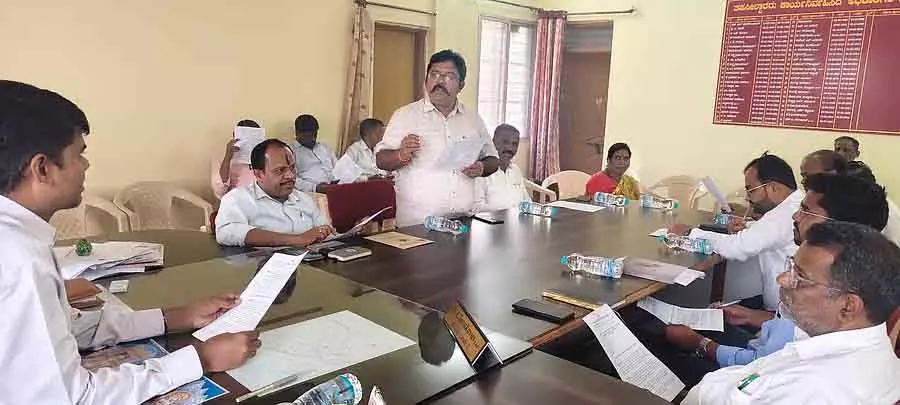 पल्स पोलियो लक्ष्य तक पहुंचने का प्रयास करें: Tehsildar H.A. Sarkawas पल्स पोलियो लक्ष्य तक पहुंचने का प्रयास करें: Tehsildar H.A. Sarkawas